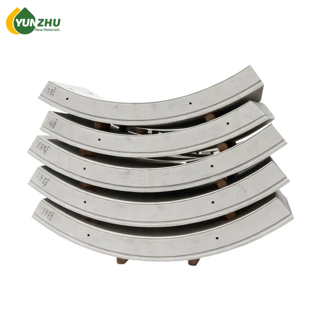 Concrete products with smooth surface after using release agent